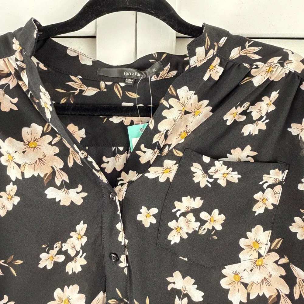 Fun2Fun Mackenzie Henley Blouse Black‎ Floral Roll Tab Sleeve Top XL